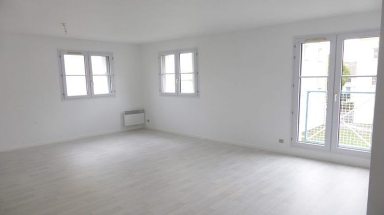 Ma-Cabane - Vente Appartement Givet, 80 m²