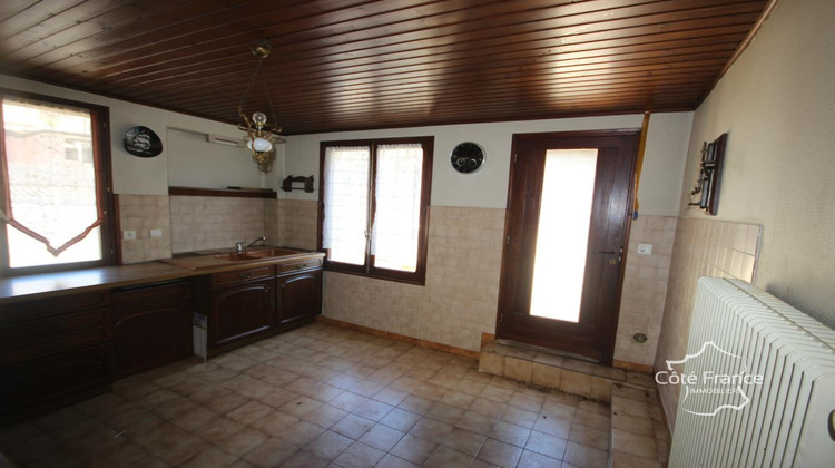 Ma-Cabane - Vente Appartement GIVET, 109 m²