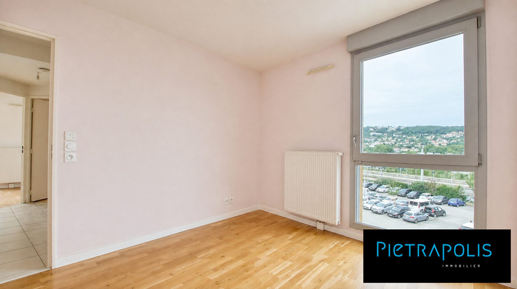 Ma-Cabane - Vente Appartement Givors, 76 m²