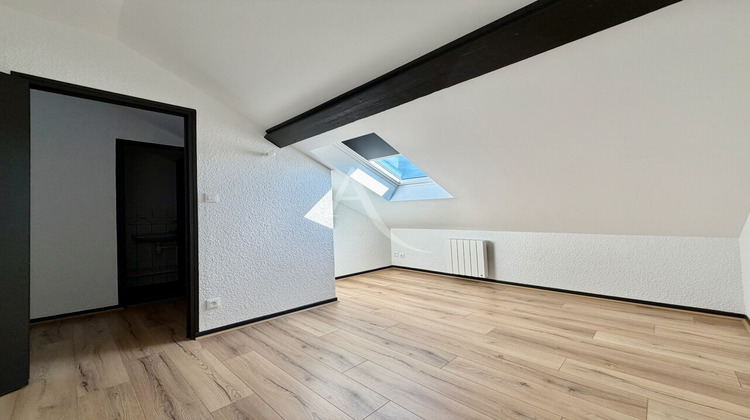 Ma-Cabane - Vente Appartement GOLBEY, 49 m²