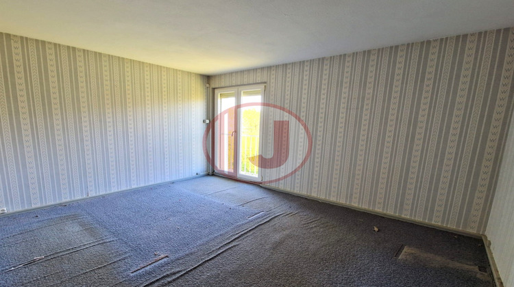 Ma-Cabane - Vente Appartement Grand-Charmont, 79 m²