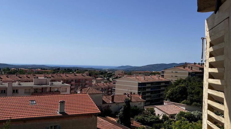 Ma-Cabane - Vente Appartement GRASSE, 64 m²