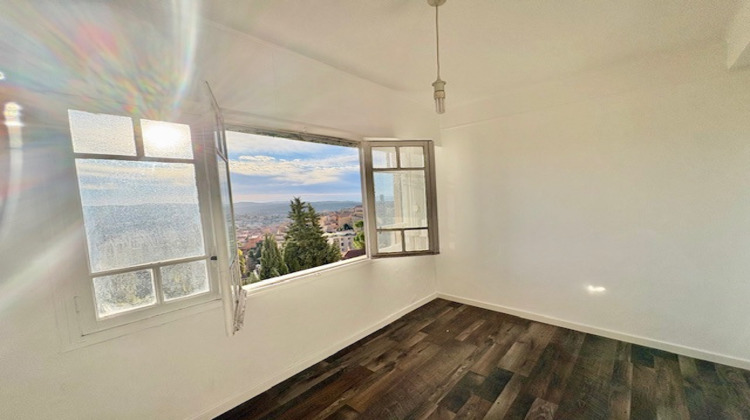 Ma-Cabane - Vente Appartement Grasse, 30 m²