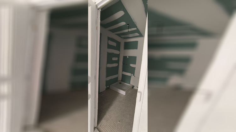 Ma-Cabane - Vente Appartement GREASQUE, 50 m²