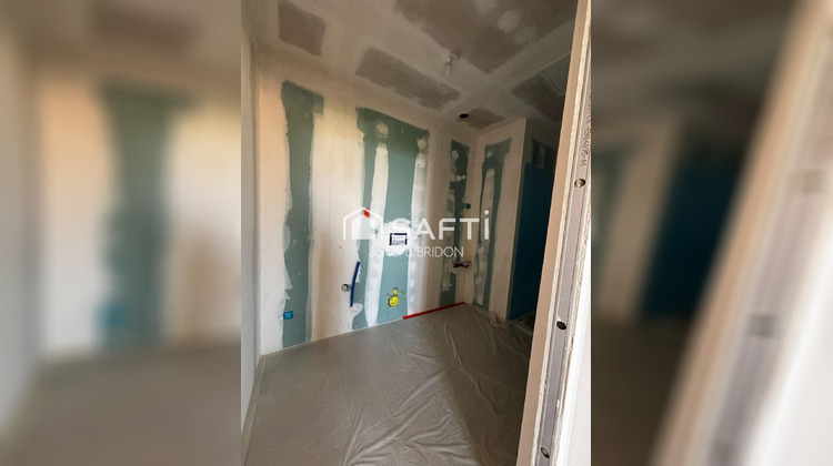 Ma-Cabane - Vente Appartement Greasque, 44 m²