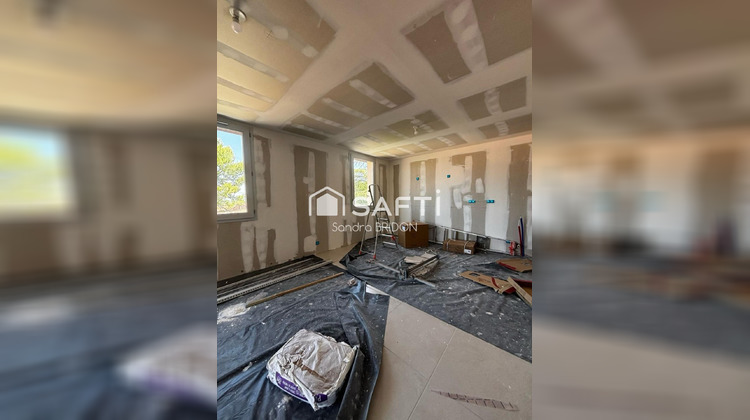 Ma-Cabane - Vente Appartement Greasque, 72 m²