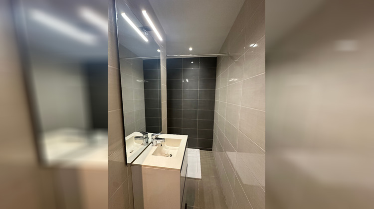 Ma-Cabane - Vente Appartement GRENOBLE, 53 m²