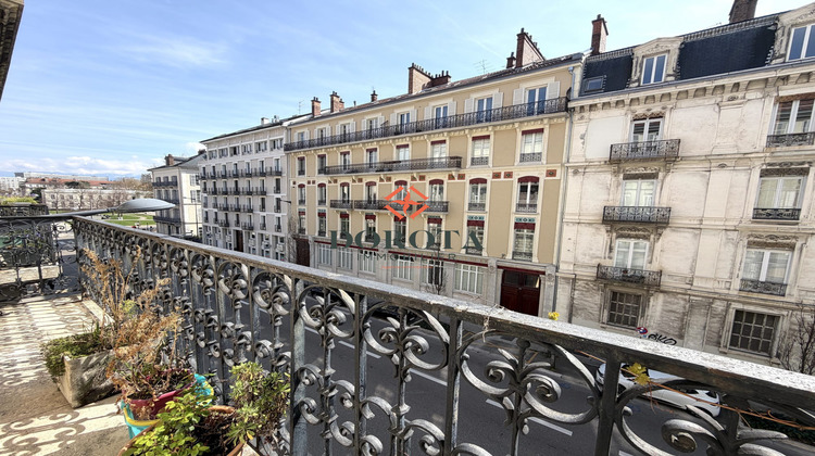 Ma-Cabane - Vente Appartement Grenoble, 200 m²