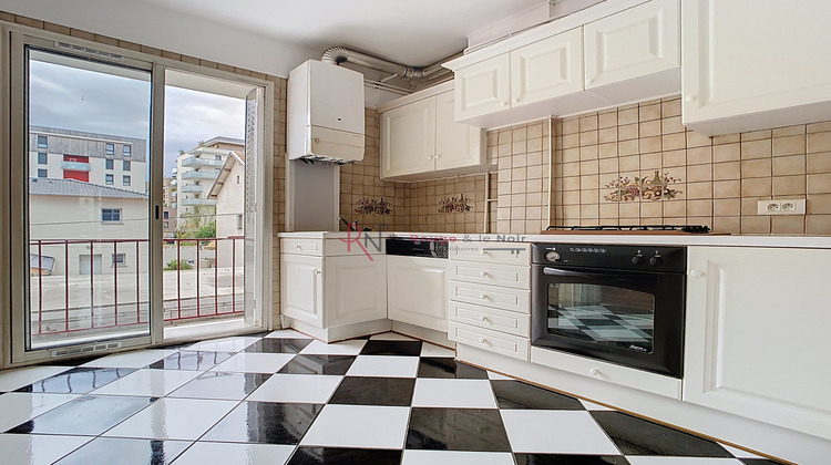 Ma-Cabane - Vente Appartement Grenoble, 61 m²