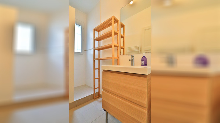 Ma-Cabane - Vente Appartement Grenoble, 67 m²