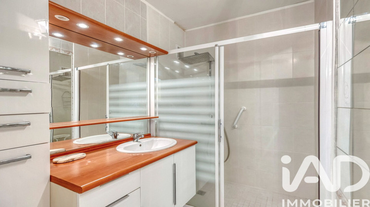 Ma-Cabane - Vente Appartement Grenoble, 77 m²