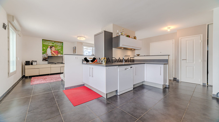 Ma-Cabane - Vente Appartement Grenoble, 82 m²