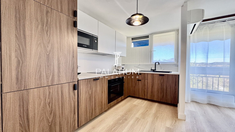 Ma-Cabane - Vente Appartement Gréoux-les-Bains, 64 m²