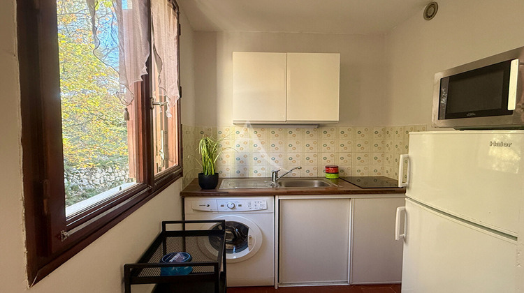 Ma-Cabane - Vente Appartement GREOUX-LES-BAINS, 26 m²