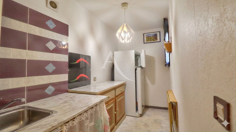 Ma-Cabane - Vente Appartement GREOUX-LES-BAINS, 34 m²