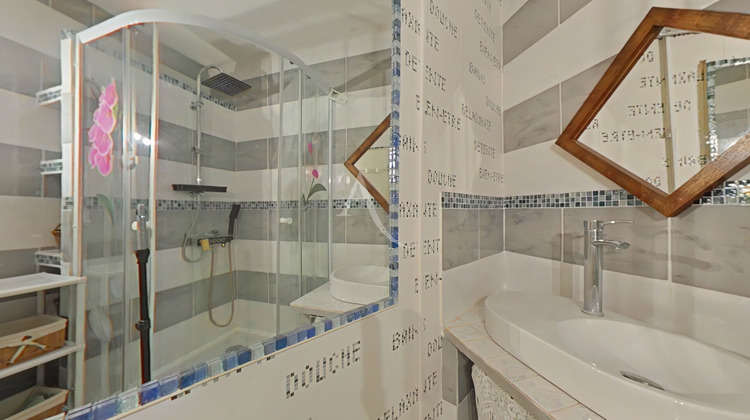 Ma-Cabane - Vente Appartement GREOUX-LES-BAINS, 34 m²