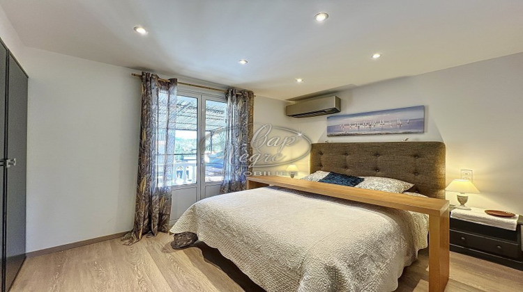 Ma-Cabane - Vente Appartement GRIMAUD, 75 m²