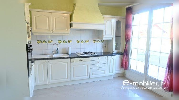 Ma-Cabane - Vente Appartement Groissiat, 135 m²