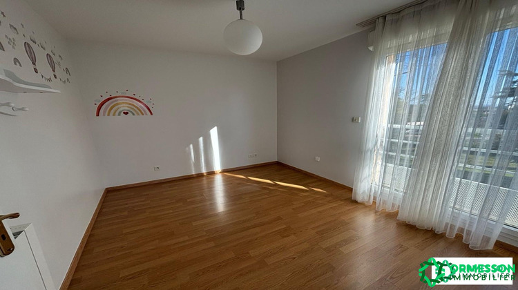 Ma-Cabane - Vente Appartement GROSLAY, 82 m²