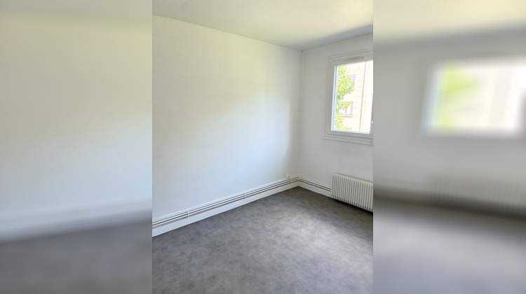 Ma-Cabane - Vente Appartement GROSLAY, 60 m²