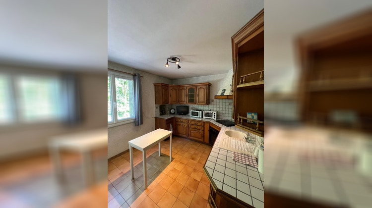 Ma-Cabane - Vente Appartement GUILHERAND GRANGES, 93 m²