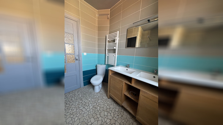 Ma-Cabane - Vente Appartement GUILHERAND-GRANGES, 65 m²
