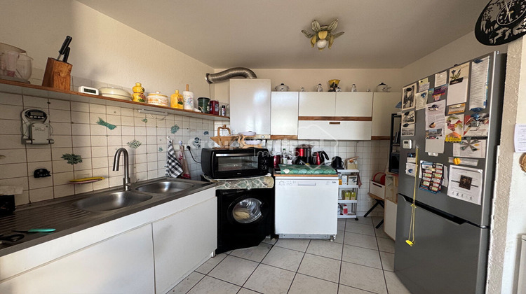 Ma-Cabane - Vente Appartement GUILHERAND-GRANGES, 69 m²