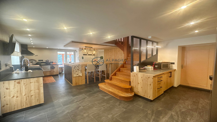 Ma-Cabane - Vente Appartement Guillestre, 138 m²