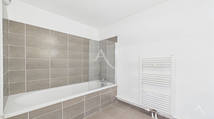 Ma-Cabane - Vente Appartement HEM, 69 m²