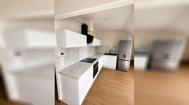 Ma-Cabane - Vente Appartement Hombourg-Haut, 83 m²