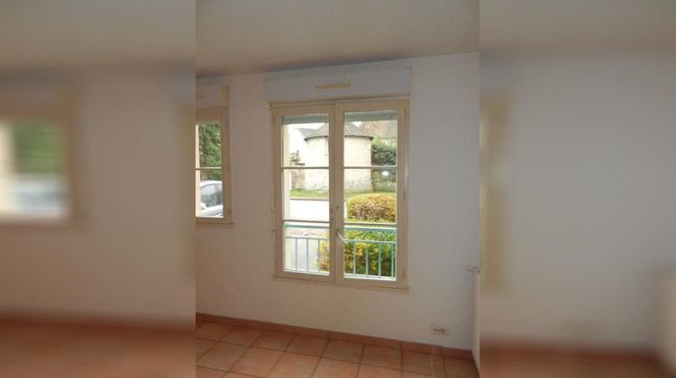 Ma-Cabane - Vente Appartement HOUDAN, 46 m²