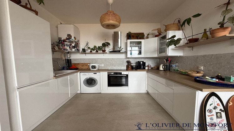 Ma-Cabane - Vente Appartement HOUDAN, 72 m²