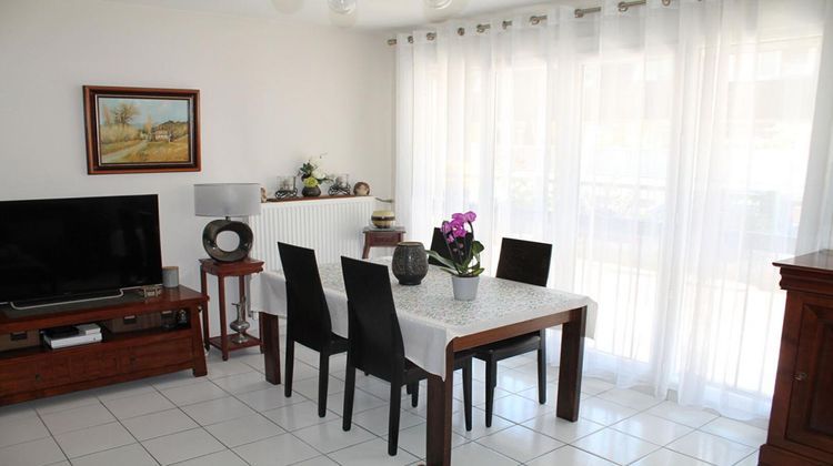 Ma-Cabane - Vente Appartement HOUILLES, 66 m²