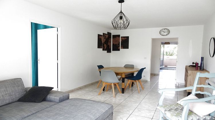 Ma-Cabane - Vente Appartement Hyères, 57 m²