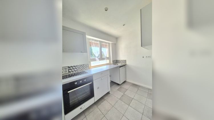 Ma-Cabane - Vente Appartement Hyères, 30 m²