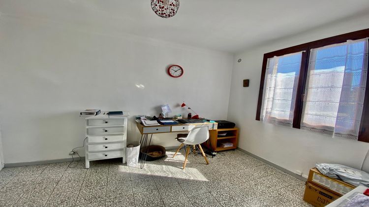 Ma-Cabane - Vente Appartement Hyeres, 61 m²