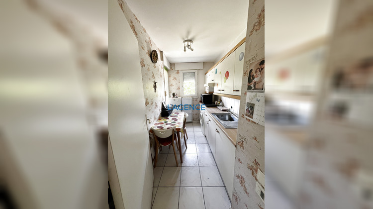 Ma-Cabane - Vente Appartement Hyères, 53 m²