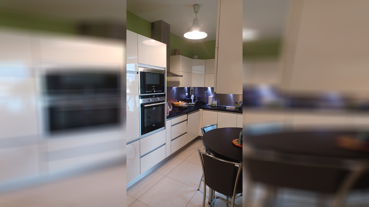 Ma-Cabane - Vente Appartement Hyères, 133 m²