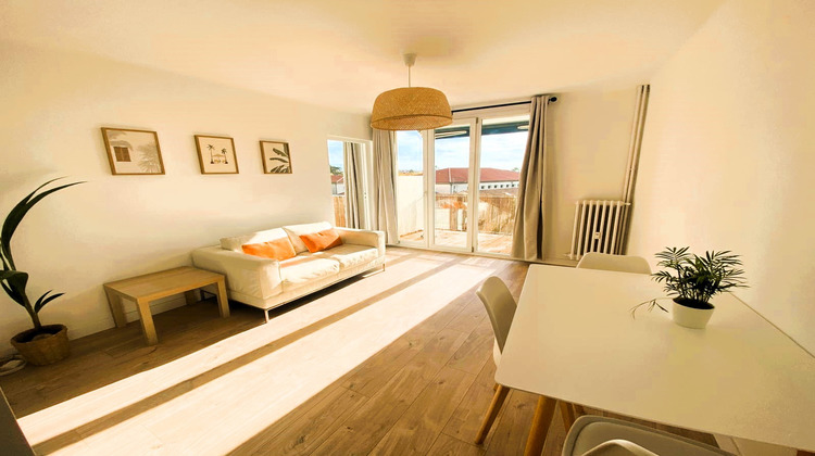 Ma-Cabane - Vente Appartement Hyères, 44 m²