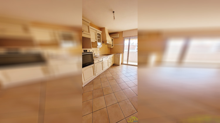 Ma-Cabane - Vente Appartement Hyères, 80 m²