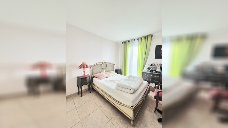 Ma-Cabane - Vente Appartement Hyères, 107 m²