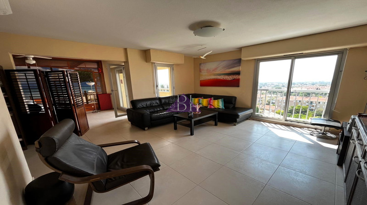 Ma-Cabane - Vente Appartement Hyères, 94 m²