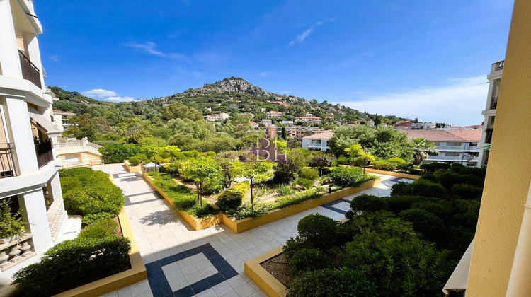 Ma-Cabane - Vente Appartement Hyères, 74 m²