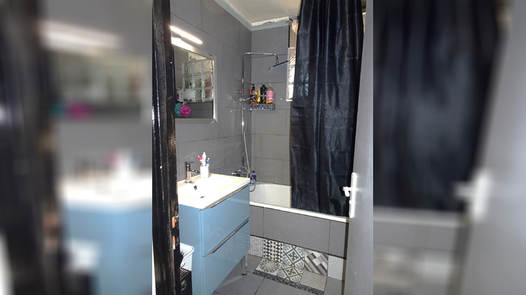 Ma-Cabane - Vente Appartement Hyères, 71 m²