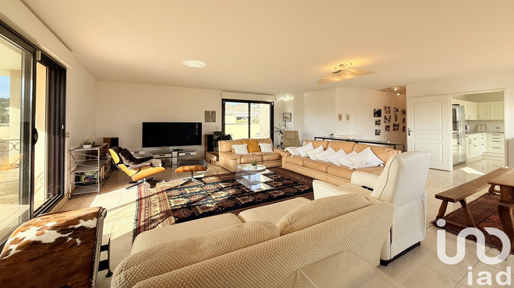 Ma-Cabane - Vente Appartement Hyères, 138 m²