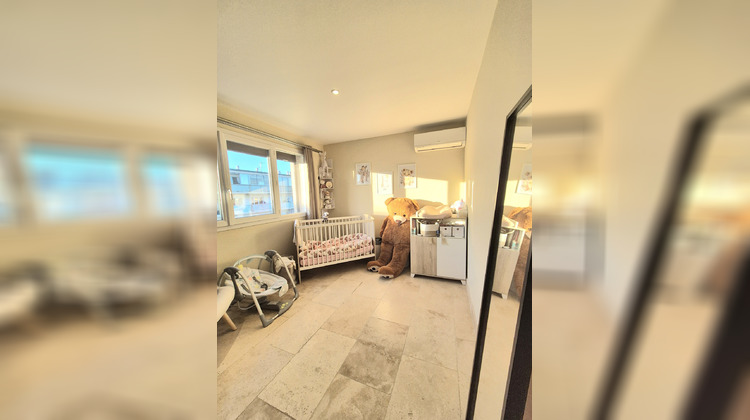 Ma-Cabane - Vente Appartement Hyères, 73 m²