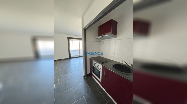 Ma-Cabane - Vente Appartement Hyères, 46 m²