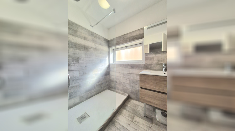 Ma-Cabane - Vente Appartement Hyères, 61 m²