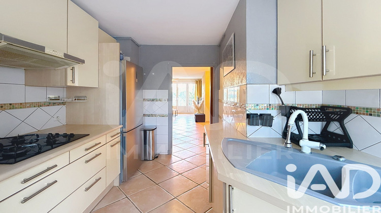 Ma-Cabane - Vente Appartement Hyères, 67 m²