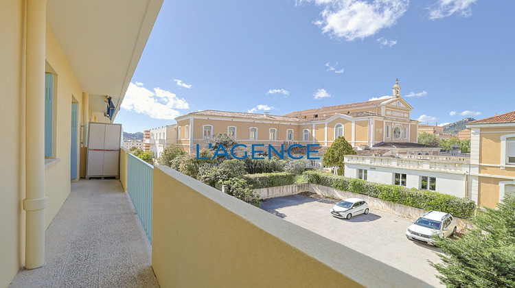 Ma-Cabane - Vente Appartement Hyères, 60 m²
